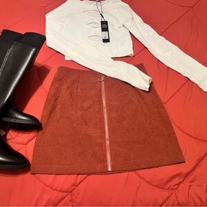 Brown mini-skirt (NWOT)